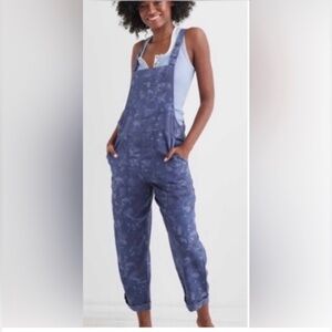 Aerie Blue floral Overalls Sz XS